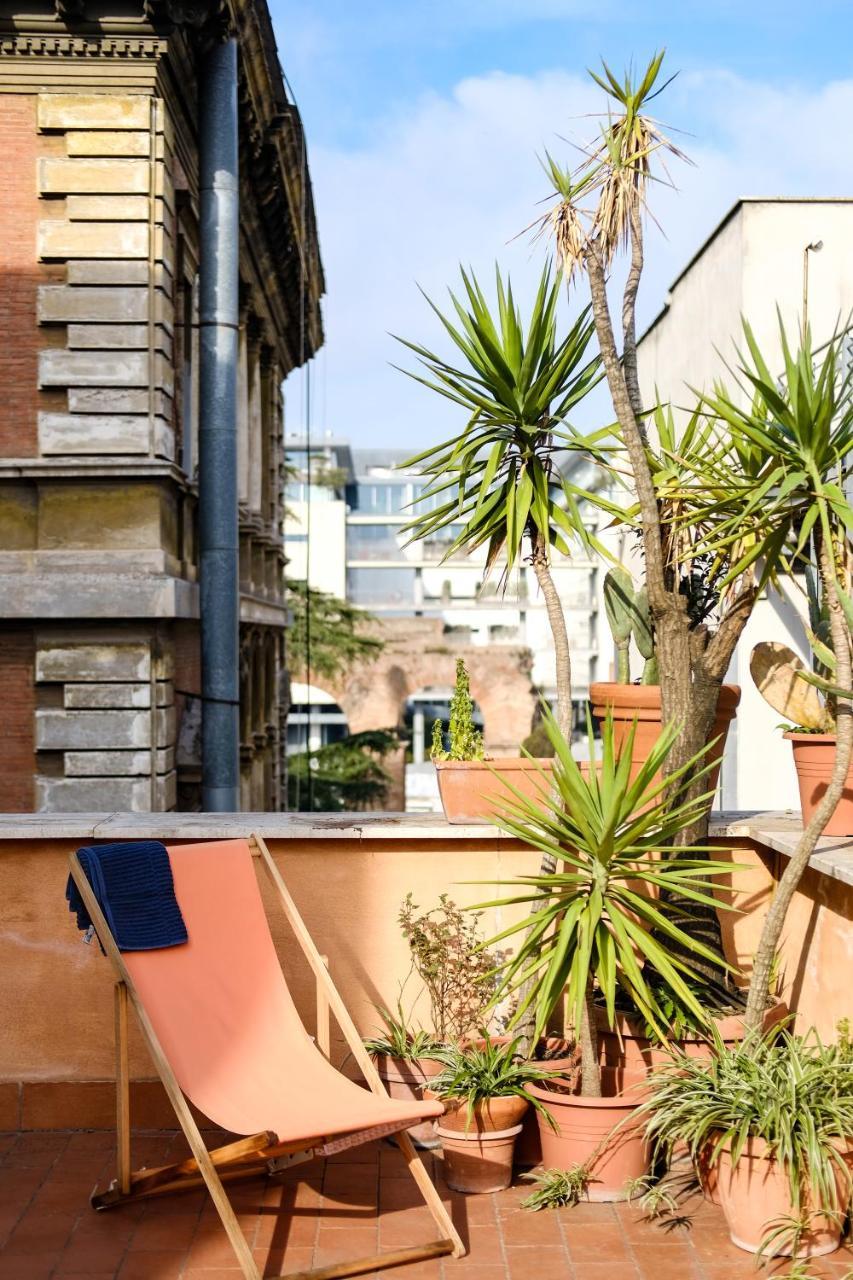 Spacious Apartment With Big Terrace At Colosseum Roma Esterno foto